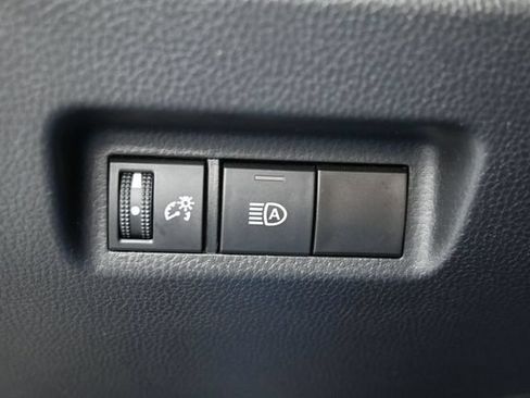 Used 2023 Toyota RAV4 XLE AWD/4WD image 23