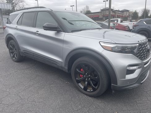 Used 2023 Ford Explorer ST w/ Equipment Group 401A image 1