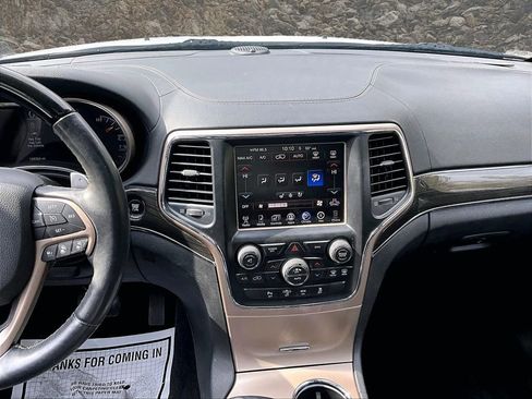 Used 2014 Jeep Grand Cherokee Overland w/ Advanced Technology Group AWD/4WD image 6