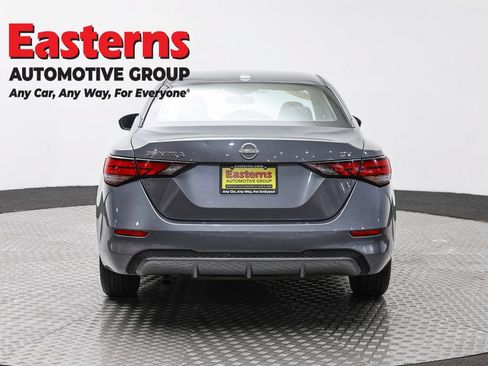 Used 2024 Nissan Sentra SV FWD image 6
