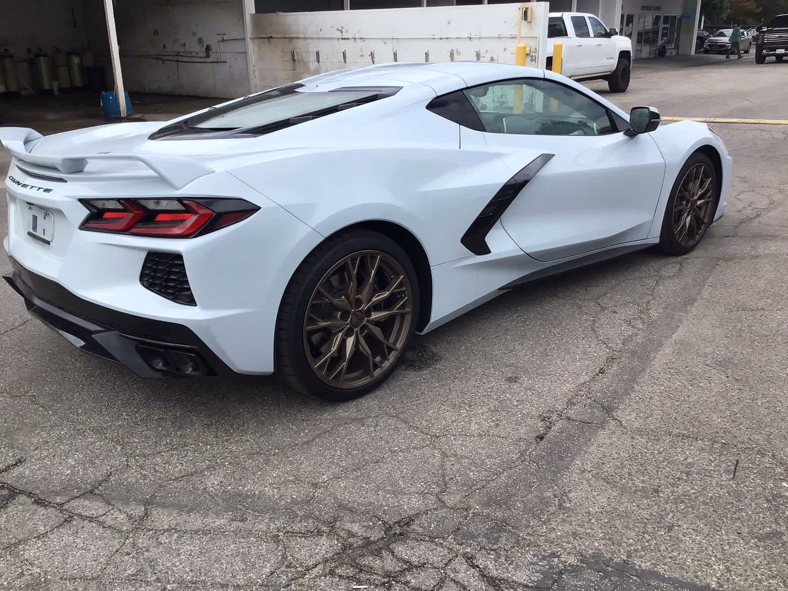Used 2024 Chevrolet Corvette Stingray Preferred Cpe w/ Z51 Performance Package RWD image 4