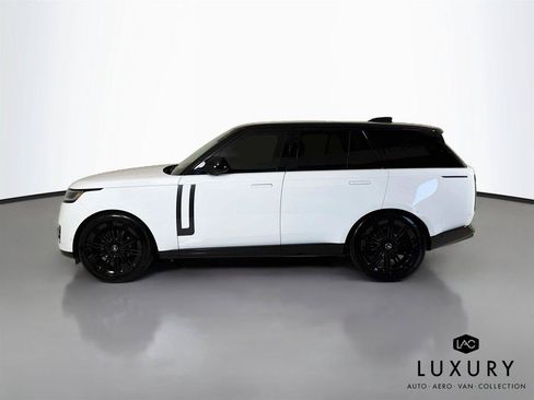 Used 2024 Land Rover Range Rover SE AWD/4WD image 9