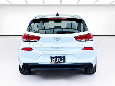 Used 2018 Hyundai Elantra GT Sport w/ Sport Tech Package 04 image 5