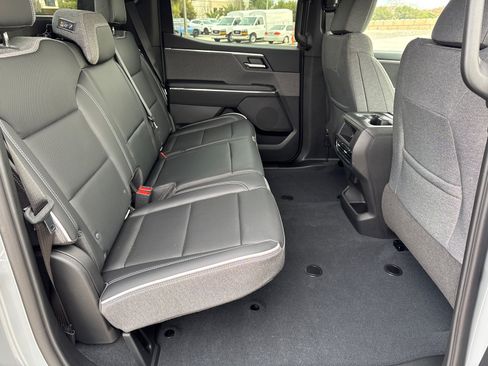 Used 2026 GMC Sierra EV Elevation AWD/4WD image 18