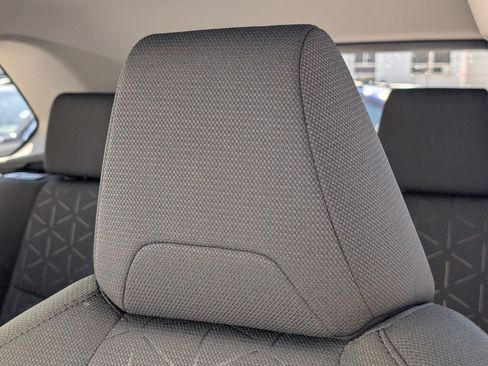 Used 2021 Toyota RAV4 XLE w/ Carpet Mat Package (TMS) AWD/4WD image 12