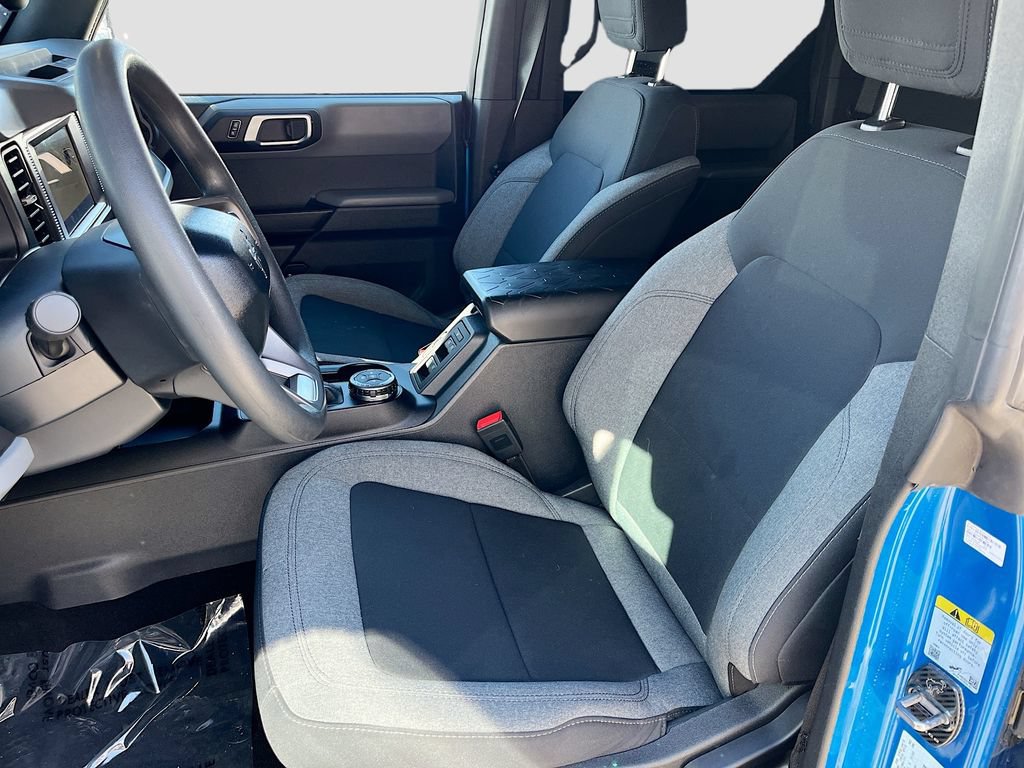 Used 2023 Ford Bronco 4-Door AWD/4WD image 18