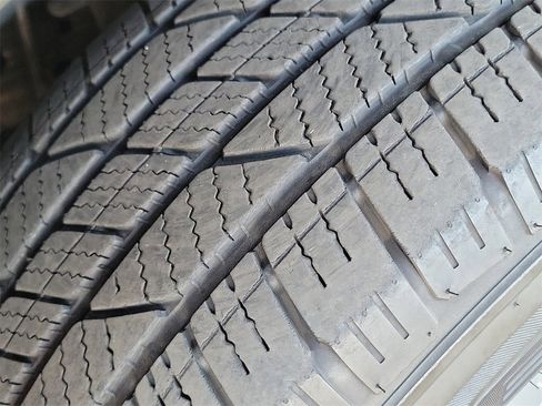 Used 2021 Chevrolet Tahoe LT image 28