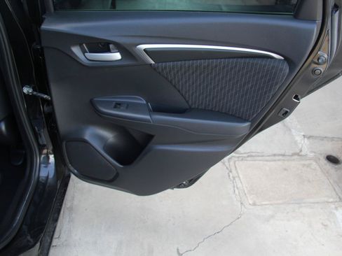 Used 2019 Honda Fit EX image 29