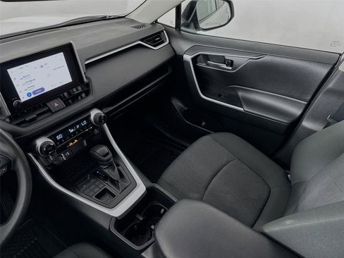 Certified 2025 Toyota RAV4 XLE image 23