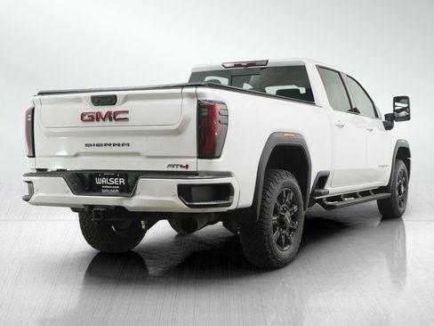 Used 2024 GMC Sierra 2500 AT4 w/ AT4 Preferred Package AWD/4WD image 6