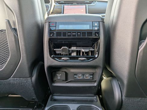 New 2025 Jeep Grand Cherokee L Limited w/ Trailer Tow Package image 25