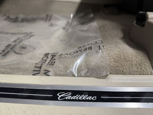 Used 2017 Cadillac Escalade ESV Premium Luxury w/ LPO, Radiant Package image 27