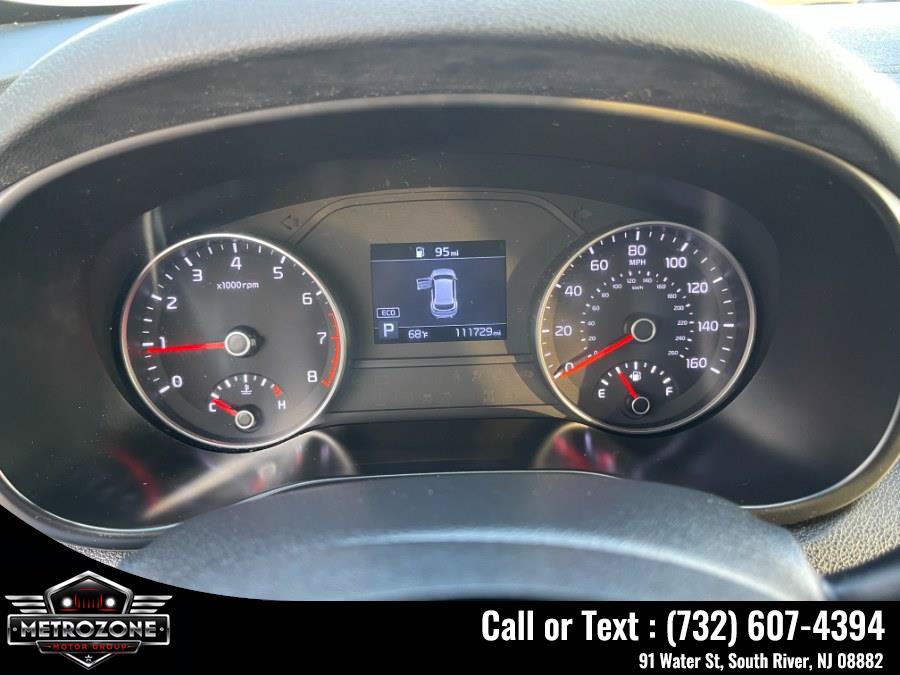 Used 2020 Kia Sportage LX FWD image 18