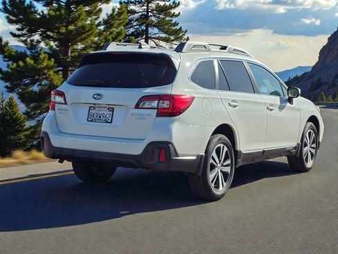 Used 2019 Subaru Outback 3.6R Limited image 7