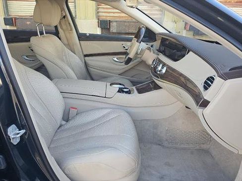 Used 2018 Mercedes-Benz S 450 4MATIC Sedan w/ Premium Package image 12