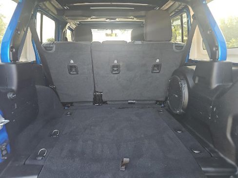 Used 2022 Jeep Wrangler Unlimited Sport AWD/4WD image 13