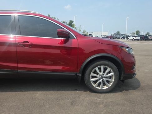Used 2020 Nissan Rogue Sport SV AWD/4WD image 5