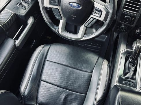 Used 2018 Ford F150 Raptor w/ Equipment Group 802A Luxury AWD/4WD image 4