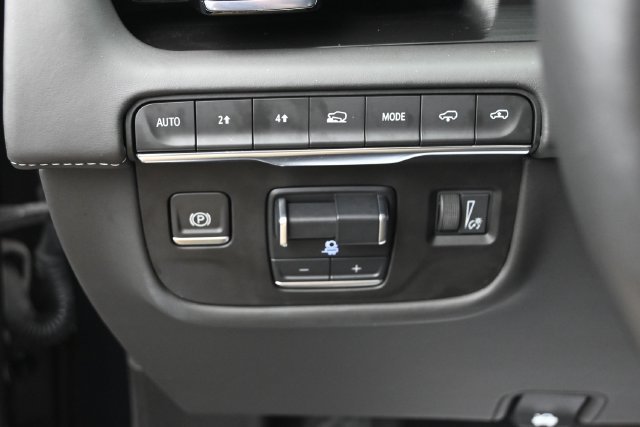 Certified 2024 Cadillac Escalade Sport Platinum w/ LPO, ONYX Package AWD/4WD image 58