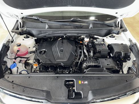 Used 2023 Kia Sportage EX FWD image 34