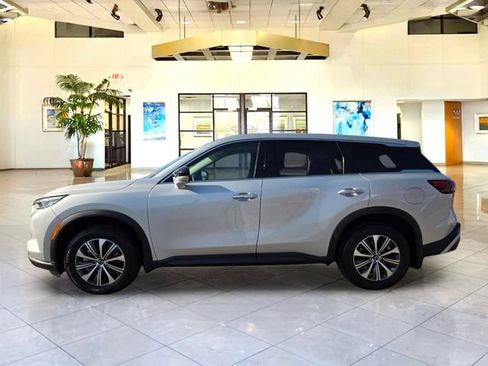 Certified 2023 INFINITI QX60 Pure AWD/4WD image 8