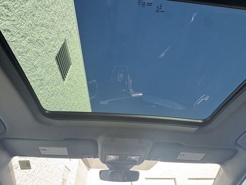 Used 2023 Audi Q4 e-tron Premium image 14