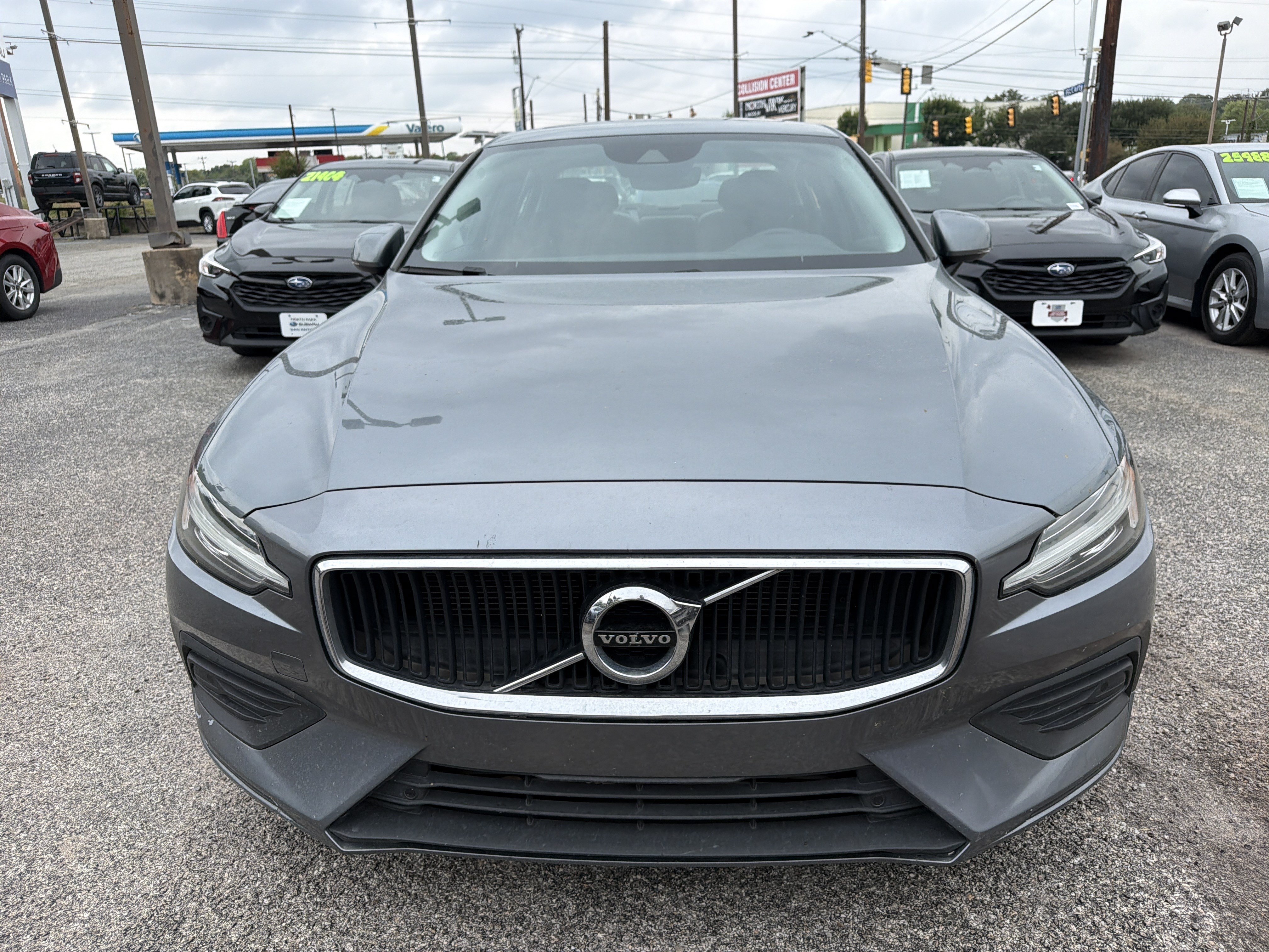 Used 2019 Volvo S60 T5 Momentum w/ Premium Package FWD image 8