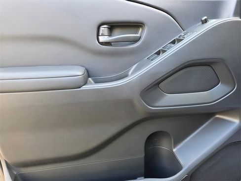 New 2026 Nissan Frontier SV image 17