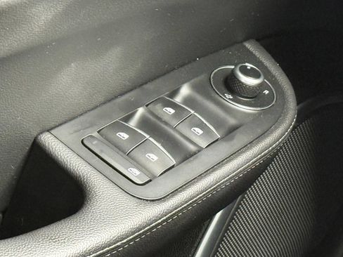 Used 2022 Alfa Romeo Giulia Sprint AWD/4WD image 36