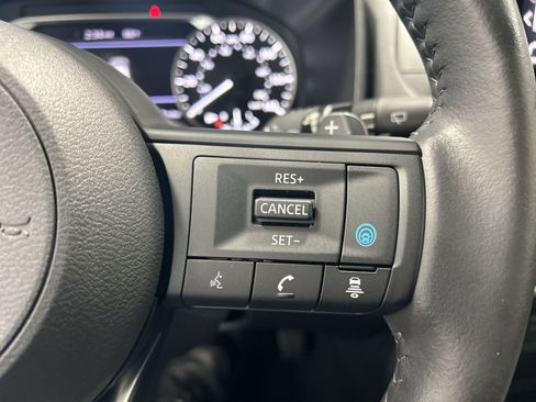 Certified 2024 Nissan Rogue SV w/ SV Premium Package AWD/4WD image 19