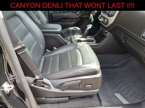 Used 2022 GMC Canyon Denali AWD/4WD image 8