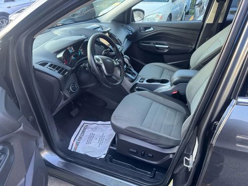Used 2016 Ford Escape SE w/ Equipment Group 201A image 21