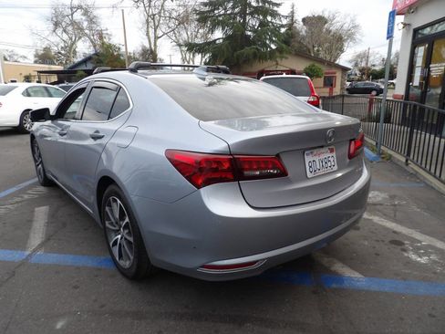 Used 2016 Acura TLX V6 SH-AWD w/ Technology Pkg image 4