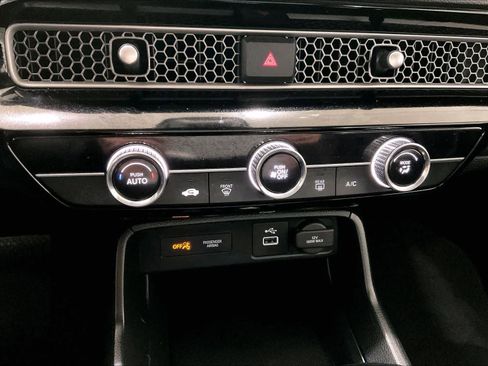 Used 2022 Honda Civic LX image 25