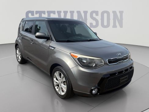 Used 2016 Kia Soul + FWD image 7