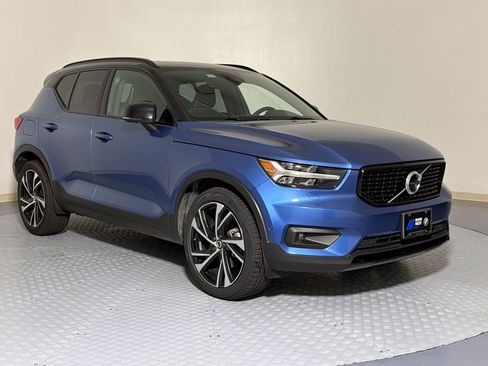 Used 2020 Volvo XC40 T5 R-Design AWD/4WD image 7
