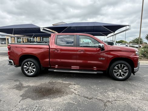 Used 2019 Chevrolet Silverado 1500 LT w/ Texas Edition RWD image 8