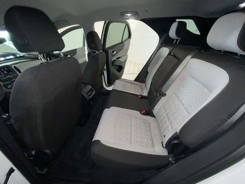 Used 2023 Chevrolet Equinox LS w/ LS Convenience Package FWD image 28