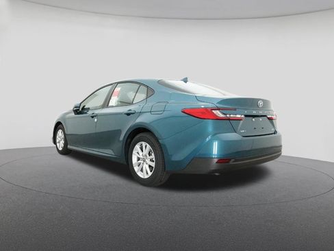 New 2026 Toyota Camry LE FWD image 21