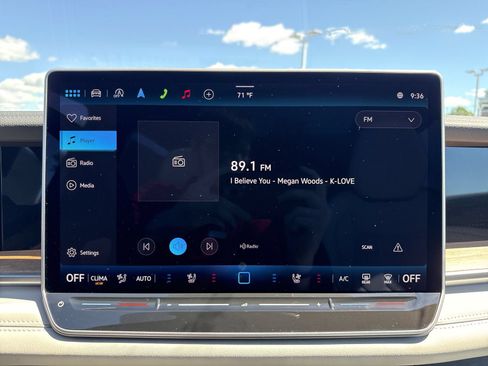 New 2026 Volkswagen Tiguan SEL R-Line AWD/4WD image 16