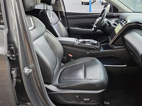 Used 2024 Hyundai Tucson Limited image 16