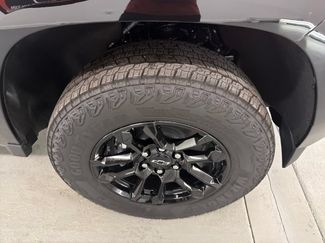New 2026 Chevrolet Colorado Z71 w/ Midnight Edition AWD/4WD video 4