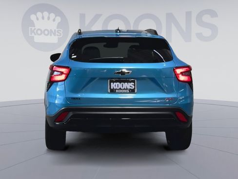 New 2026 Chevrolet Trax RS w/ Sunroof Package image 10