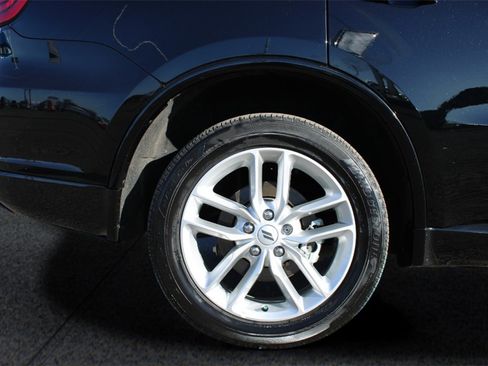 Used 2025 Dodge Durango GT image 23