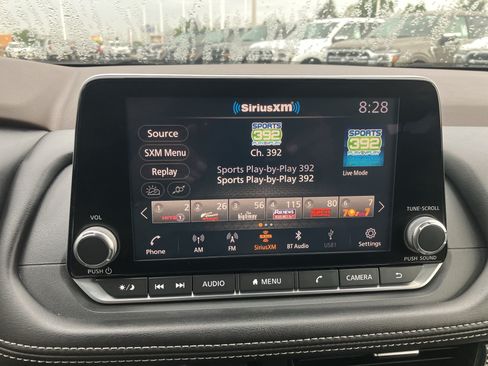 Used 2021 Nissan Rogue SV AWD/4WD image 25