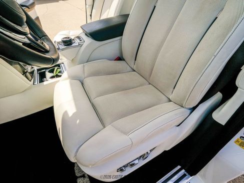 Used 2020 Rolls-Royce Phantom Sedan RWD image 44