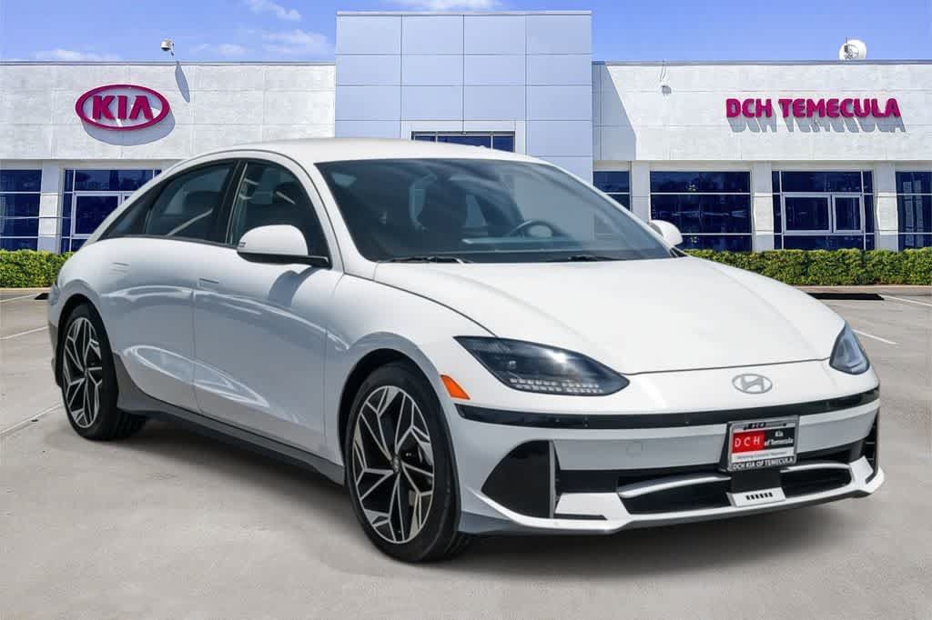 Used 2023 Hyundai Ioniq 6 SEL RWD image 3