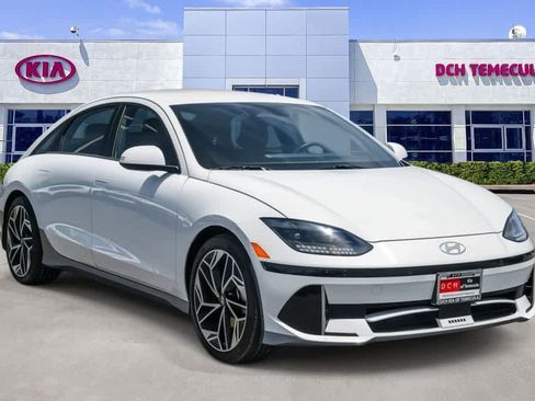 Used 2023 Hyundai Ioniq 6 SEL RWD image 3