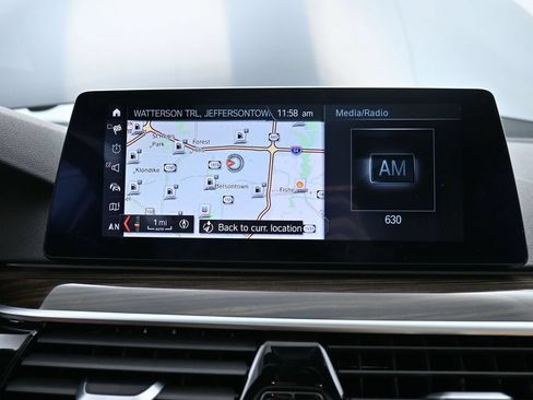 Used 2019 BMW 530i RWD image 11