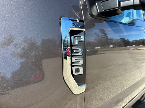 Used 2021 Ford F350 XL w/ Power Equipment Group image 11